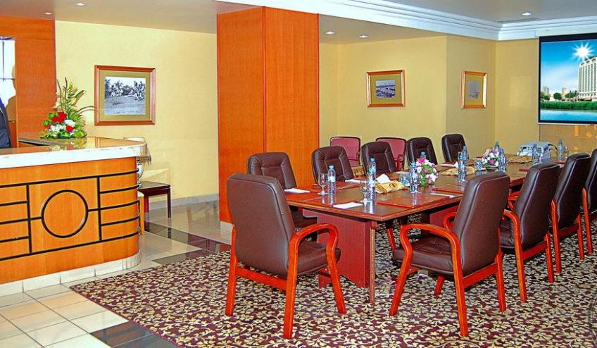 Laguna Meeting room 537