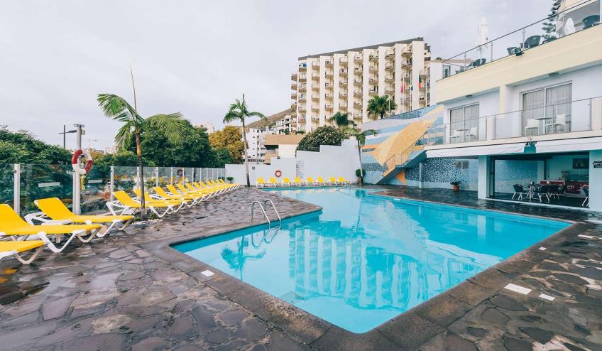 PTMRAGA FNC1 TOP Muthu Raga Madeira Hotel Pool409