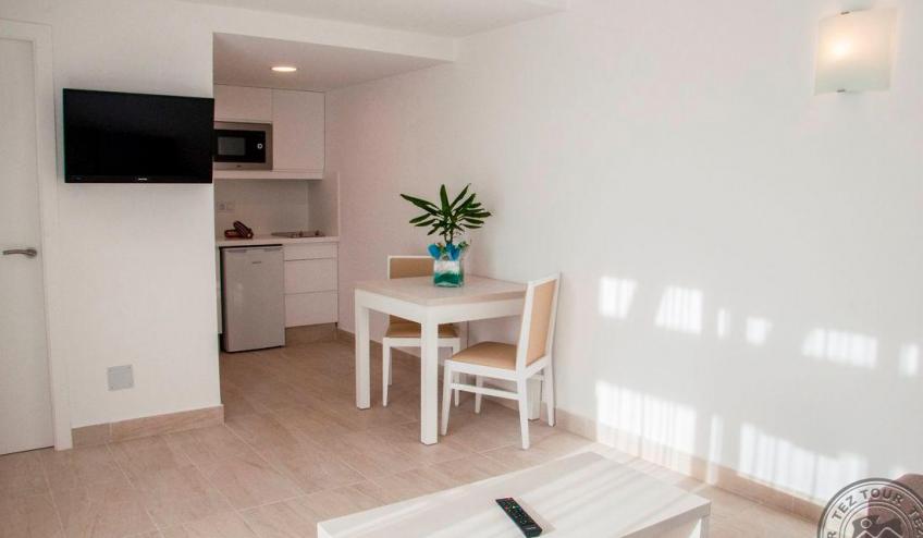M   Menorcamar   apartamento 1 4986