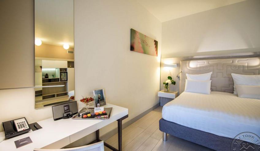 Renovated room  10  5768