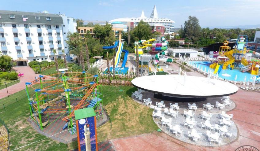 AQUA PLAZA MACERA PARKURU 7383