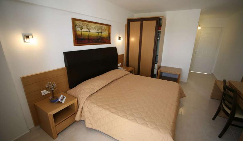 GRHMEDITER CHER 9standard double room2
