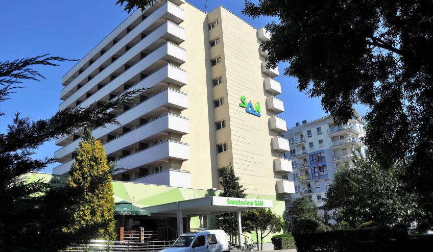 5c13616b9c603504128210